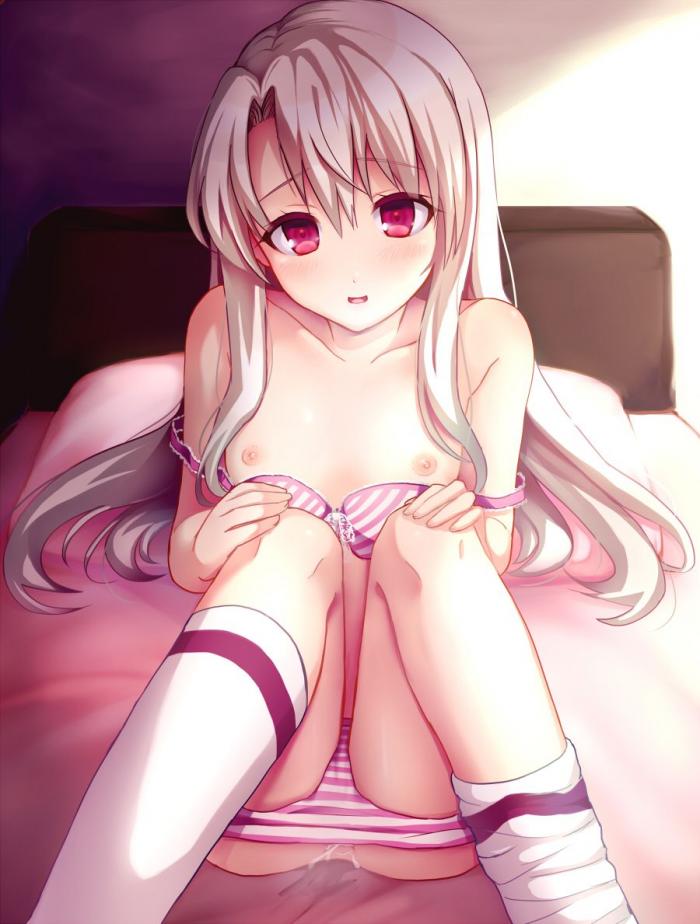 イリヤの悩殺必死のセクシーポーズのエロ画像！【プリズマ☆イリヤ】