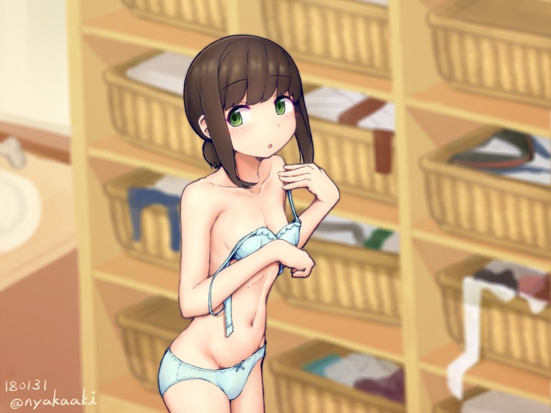 吹雪のオナニー姿を想像するだけでめっちゃ抜けるエロ画像【艦隊これくしょん】