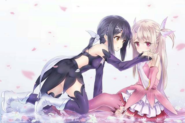 イリヤの悩殺必死のセクシーポーズのエロ画像！【プリズマ☆イリヤ】